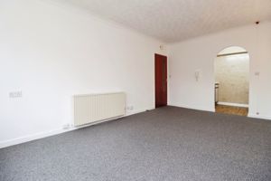 LIVING ROOM- click for photo gallery